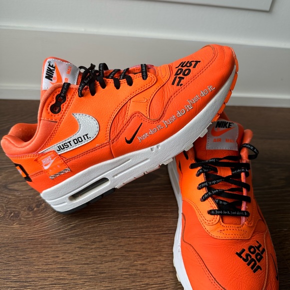 Nike Air Max 1 Just‎ Do It Orange (W) Size 7 - Picture 4 of 8